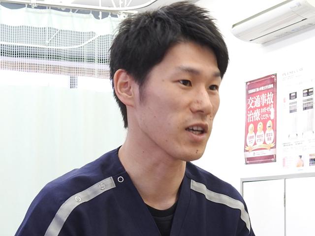 冨田 駿輔 院長